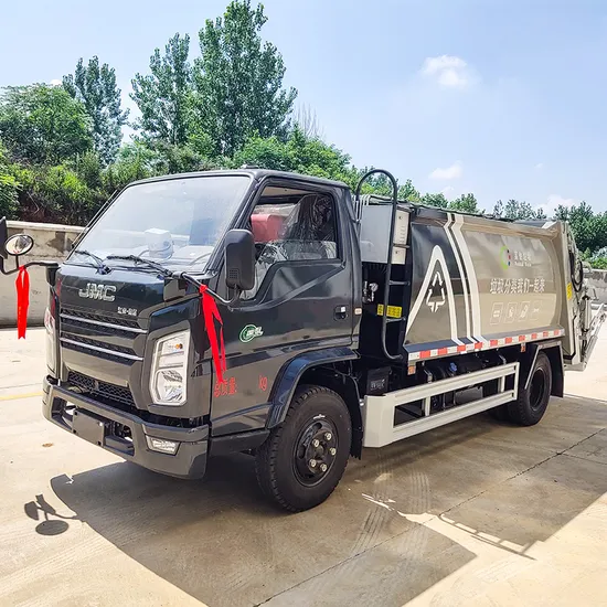 Camion per la raccolta dei rifiuti Dongfeng 5cbm con caricatore posteriore durevole in vendita