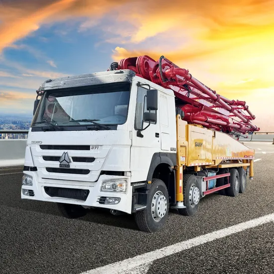 Pompa per calcestruzzo montata su camion conveniente e ad alta efficienza