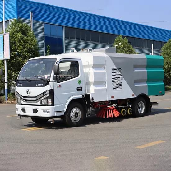 Potente camion spazzatrice stradale per una pulizia efficiente delle strade con macchina pulitrice